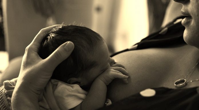 Dojenje ščiti pred boleznimi srca in sladkorno boleznijo