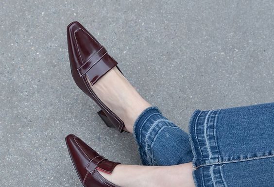 Izbira ustreznih čevljev glede na obliko nog