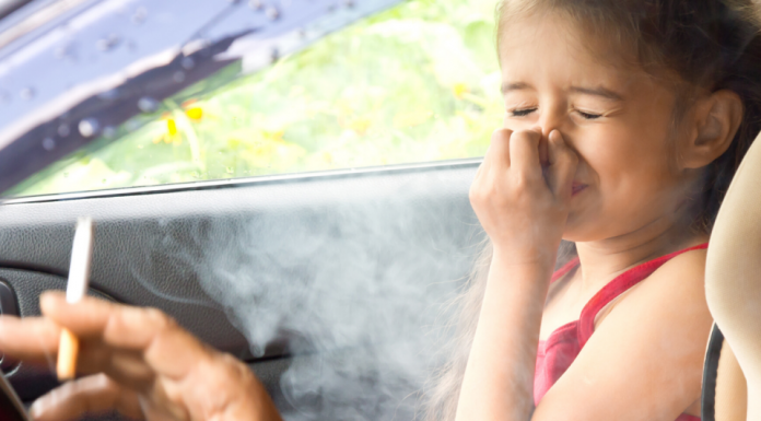 Cigaretni dim uničuje antioksidante in zdravje otrok