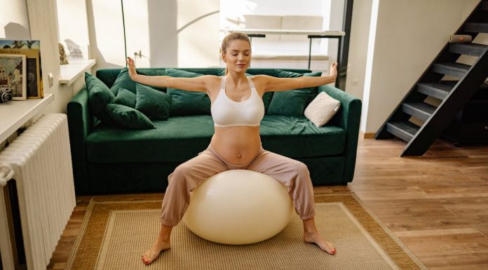 Rekreacija v nosečnosti zmanjša nevarnost za debele otroke