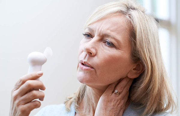 Vročinski oblivi v meni se zmanjšajo ob izgubi odvečne telesne maščobe