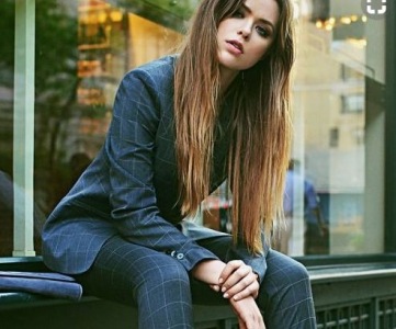 6 idej za poslovni stil, ki izraža samozavest Poslovna ženska obleka