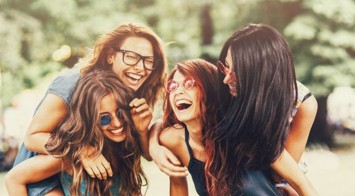 Kar 30x večja verjetnost, da se bomo smejali