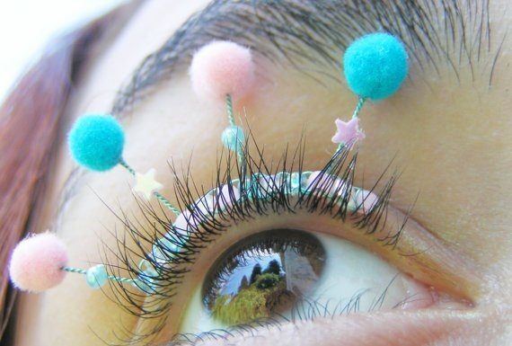 Nakit za trepalnice? Trepalnice