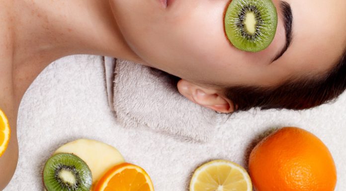 3 razlogi, da končno začnete uporabljati Vitamin C na koži