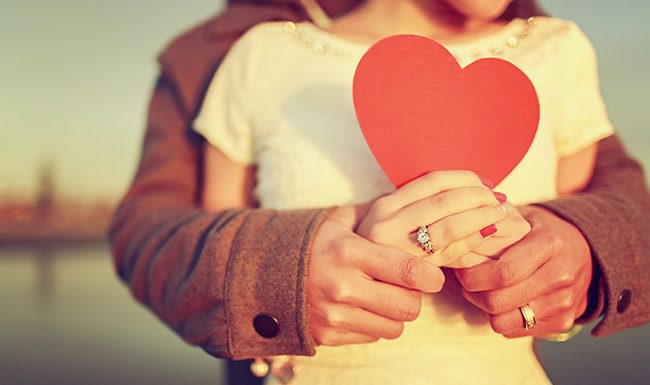 Leto 2017 je leto spletne ljubezni!