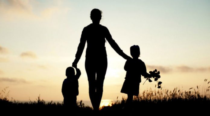 Najbolj neverjetni in zabavni razlogi, zakaj so se nekateri ‘odločili’ za otroke