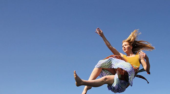 Zato v spanju trznete (sanjate, da padate)