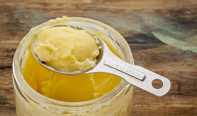 Kaj je ghee in zakaj je še bolj zdrav kot maslo?