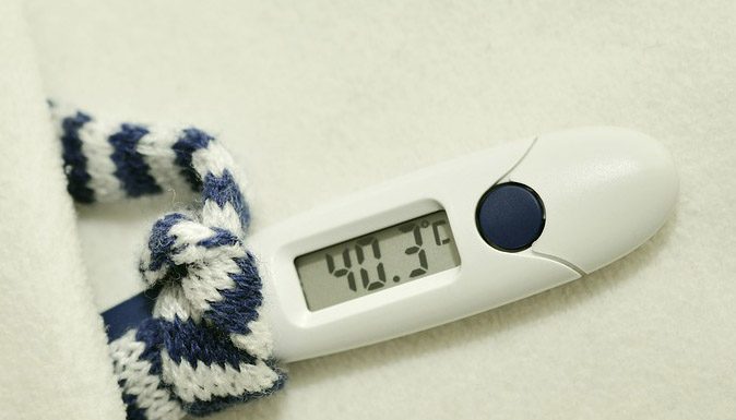 NIKAR ne zbijajte vročine!