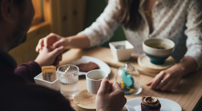 6 lastnosti, ki jih ljudje iščejo pri (potencialnih) partnerjih