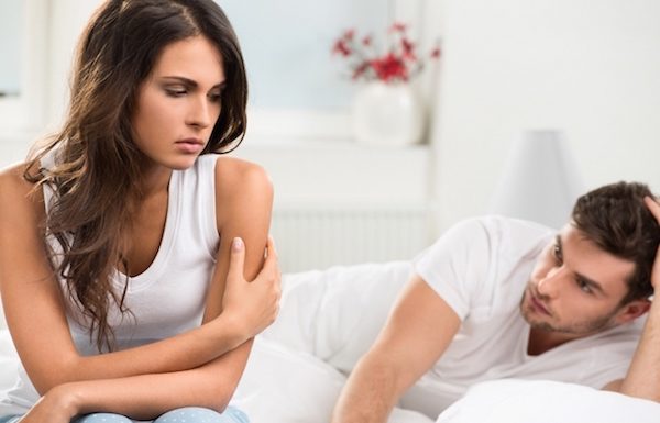 Ali vam takoj po začetku zveze zanimanje usahne? Kaj to zares pomeni?