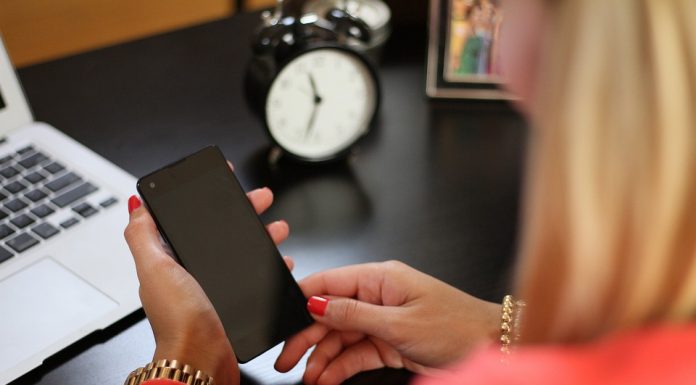 Kaj storiti, da socialna omrežja ne bodo motila vašega osebnega miru