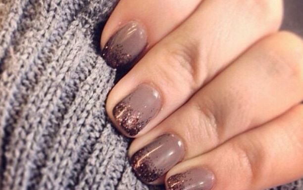 Nohti v stilu jeseni (ideje za jesensko manikiro)