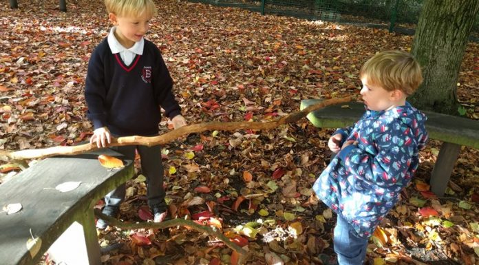 Preobremenjeni otroci: Zdravniki predpisujejo igro in zabavo