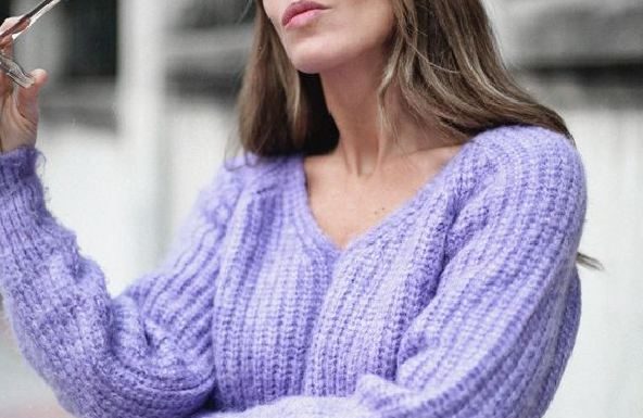 Vijolična barva je lepa popestritev jesenske garderobe