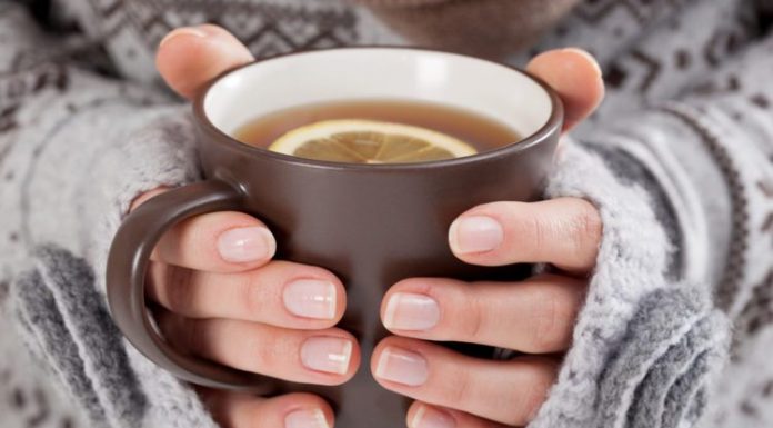 Če čaj pripravljate tako, med in limona izgubita svoje zdravilne lastnosti