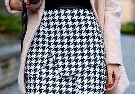 Kako nositi ta večen, klasičen vzorec na sodoben način?