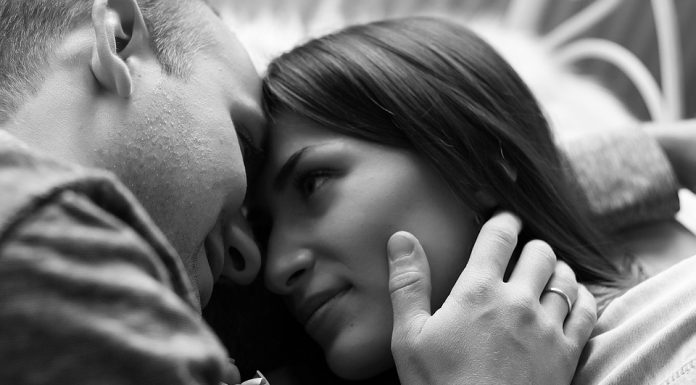 Ti horoskopski pari so najbolj strastni in močni