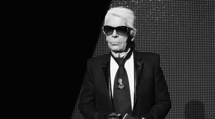 Modni svet žaluje: Umrl modni oblikovalec Karl Lagerfeld