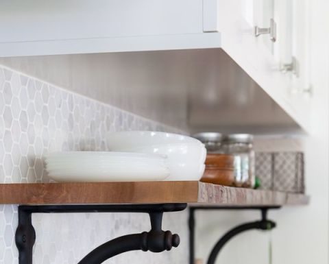 Ta trend v kuhinjah zdaj posnemajo vsi oblikovalci