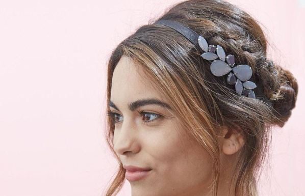 Bo ta lasni dodatek ponovno med modnimi trendi?