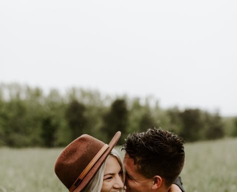 Poznate 5 jezikov ljubezni, s katerimi lahko izboljšate partnerski odnos?