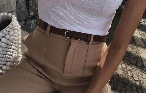 Ideja za spomladanski outfit: bež hlače