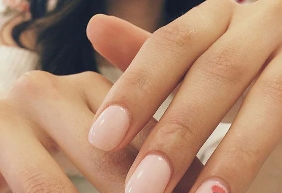 Ideje za sveže spomladanske motive na nohtih