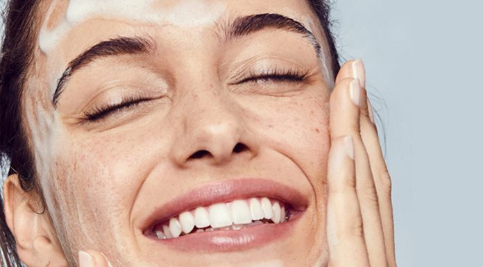 Encimski pilingi: preprosto do sijoče polti