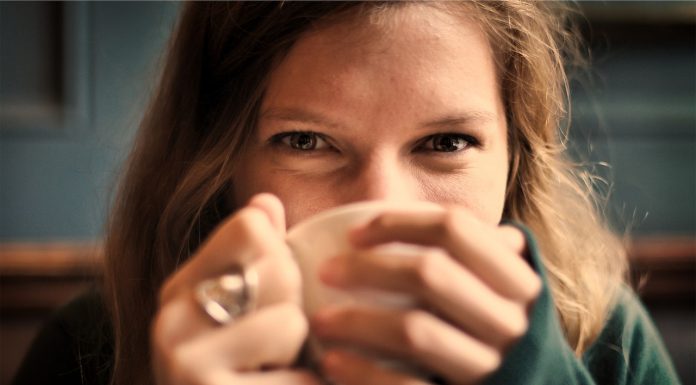 Pitje te pijače je dobro za možgane (celo ščiti pred demenco!)