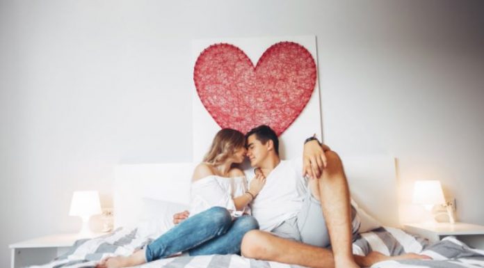 Za več posteljnih aktivnosti izberite pravo barvo spalnice