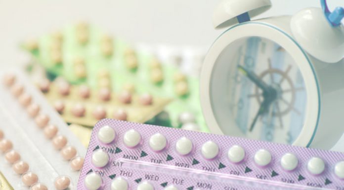 Potrjeno: Kontracepcijske tablete povečajo tveganje za razvoj raka na dojki