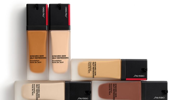 Shiseido SynchroSkin Self-Refreshing Foundation tekoči puder
