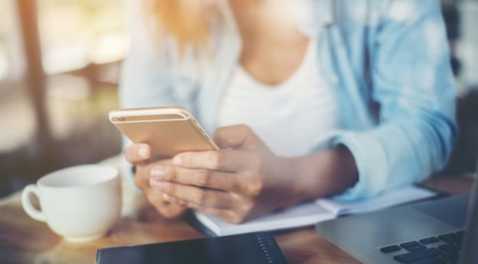 Tako ugotovite, če bivši še vedno goji čustva do vas