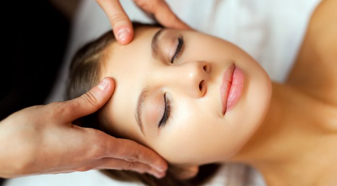 Pritiskajte te 4 akupresurne točke in ne boste se starali