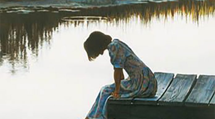 Družiti se morate z ljudmi, ki ustrezajo vaši prihodnosti, ne preteklosti