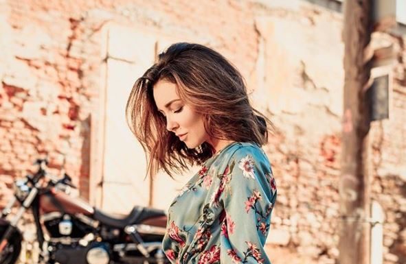 Ljudje so zgroženi nad ceno torbic, ki jih je na trg poslala Lili Žagar