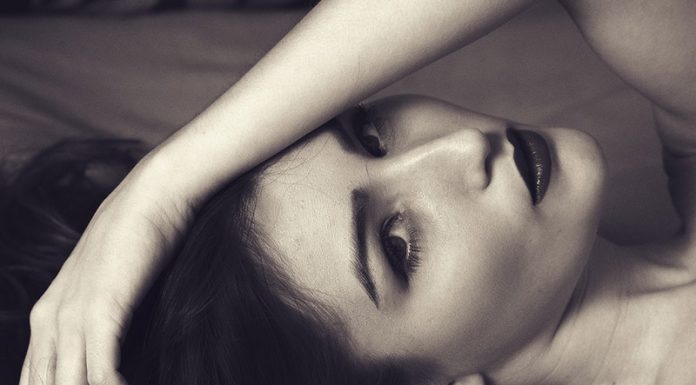 Močne ženske se ne rodijo – one nastanejo zaradi težkih življenjskih (pre)izkušenj