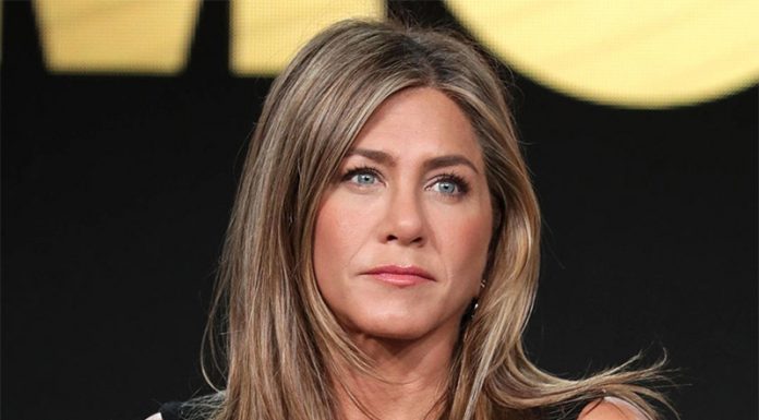 Jennifer Aniston o svojem težkem otroštvu: želela sem si samo, da bi me mama imela rada