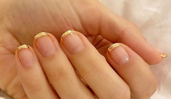 10 idej za spomladansko manikiro