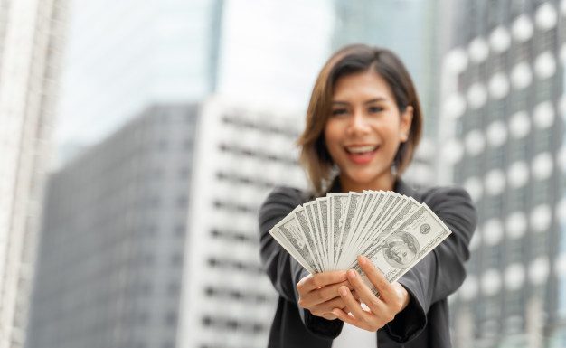 Kaj pomeni, če sanjate o denarju?