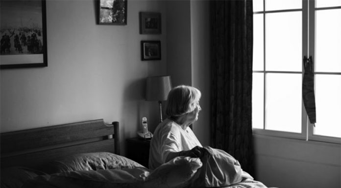 Resnična zgodba: Osamljenost ubija bolj kot koronavirus