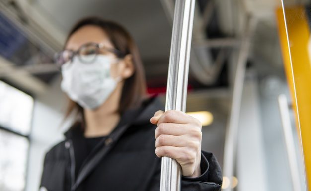 5 mitov o koronavirusu, ki so popolnoma neresnični, ljudje pa jim verjamejo