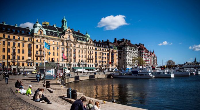 Koronavirus: Švedska bo naslednji mesec dosegla kolektivno imunost