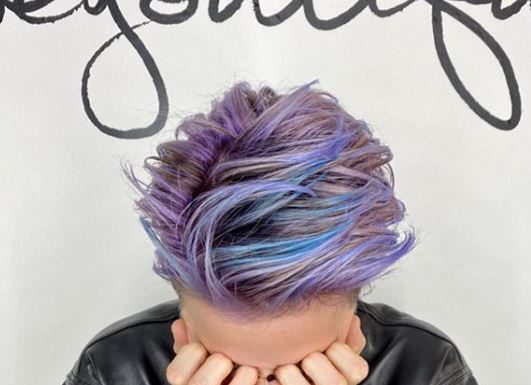 5 pričesk, ki bodo prevladovale poleti 2020