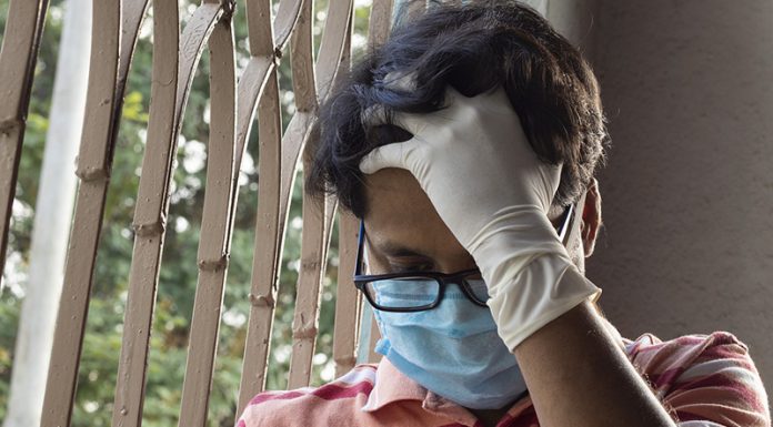 Na Kitajskem zaradi nošenja maske umrla dva otroka