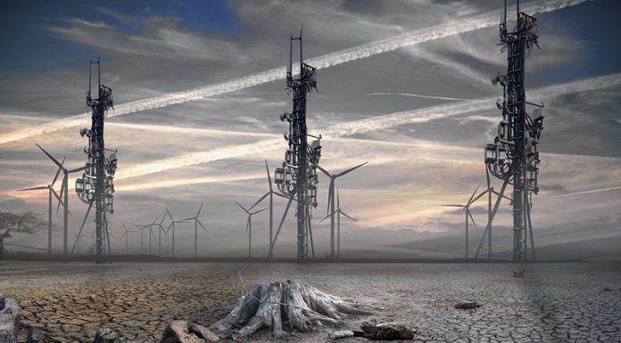 5G v Sloveniji: obisk ameriškega zunanjega ministra dokaz politizacije projekta