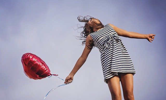 Kako v trenutku postati srečnejši? Joy Freedom Release Happy - TheVirtualDenise / Pixabay