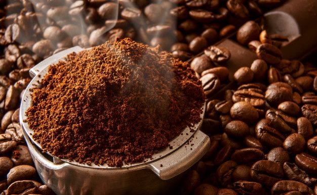 Tako lahko uporabite kavna zrna v vašem domu